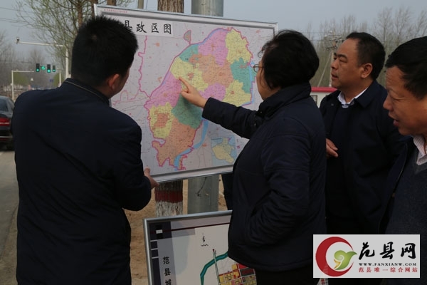 縣長趙麗玲調(diào)研植樹造林和四好公路建設(shè)工作
